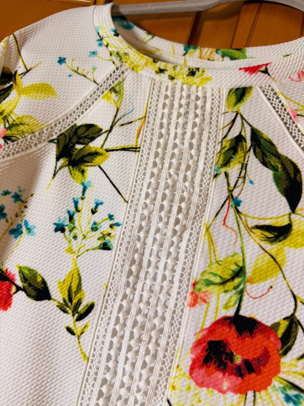 White floral lace‑trim blouse short sleeve boho top